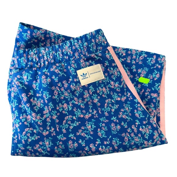 Adidas x KSENIASCHNAIDER Floral 3-Stripes Shorts Blue Pink Womens Medium - Picture 4 of 10
